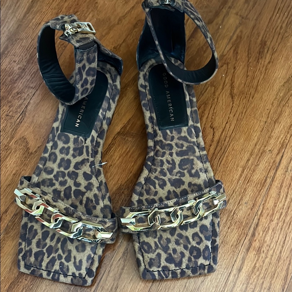 Good American Brown Sandals with Classic Design